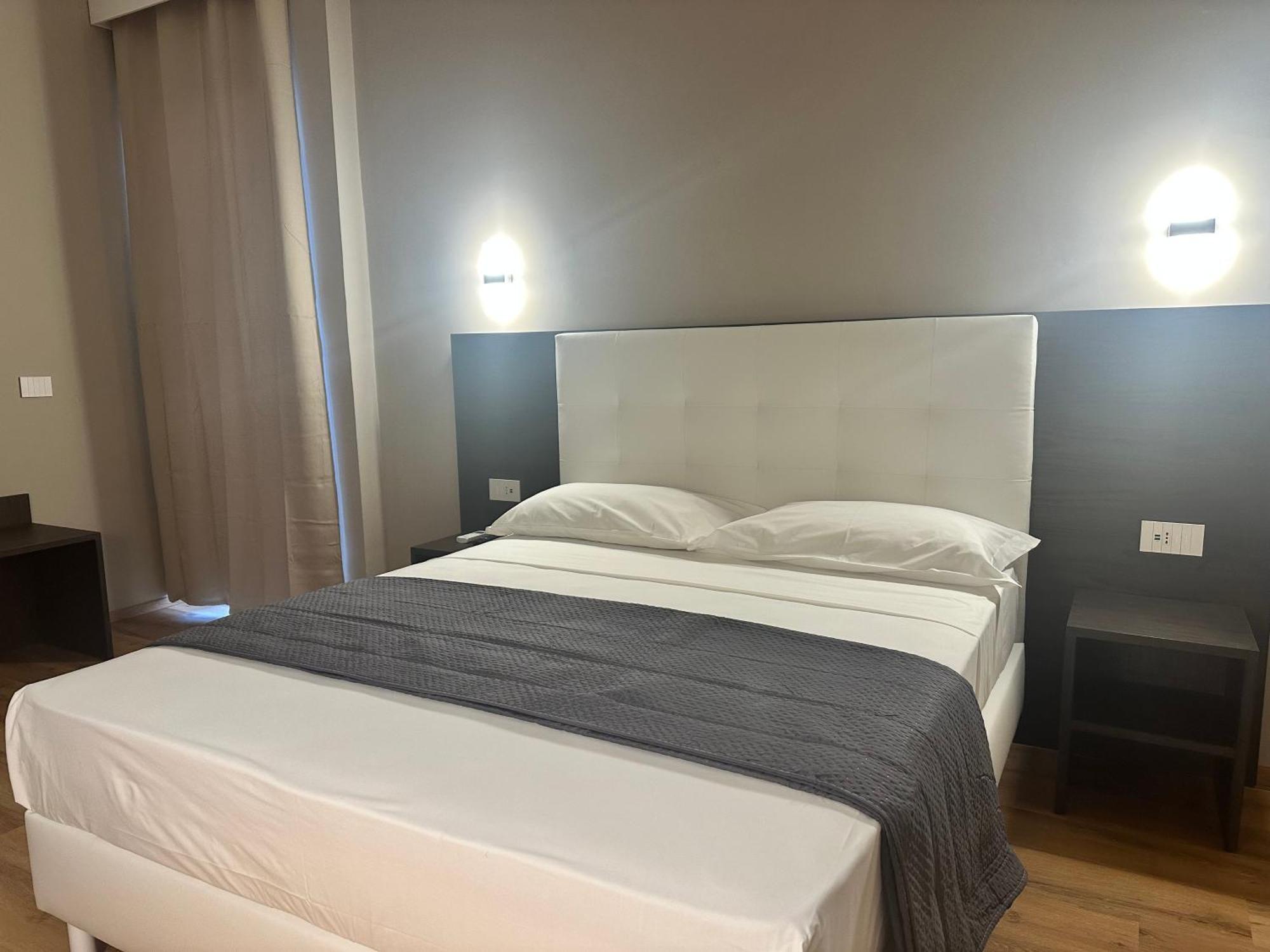 ريجّو دي كالابريا Sunset Guest House المظهر الخارجي الصورة