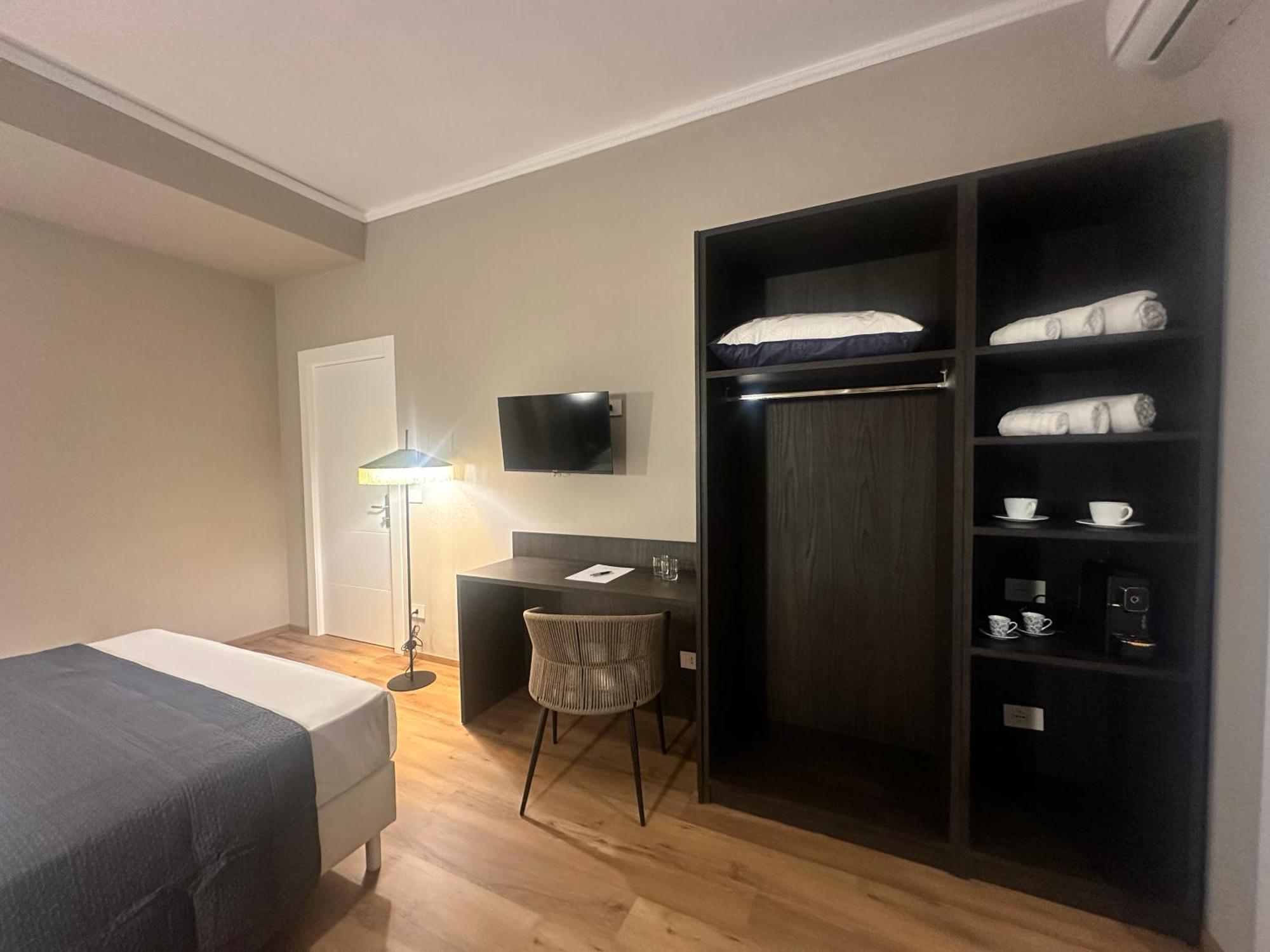 ريجّو دي كالابريا Sunset Guest House المظهر الخارجي الصورة